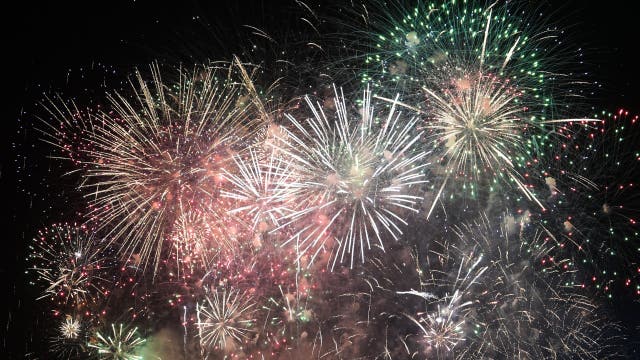 New Year's Eve fireworks from around the world: LIVE