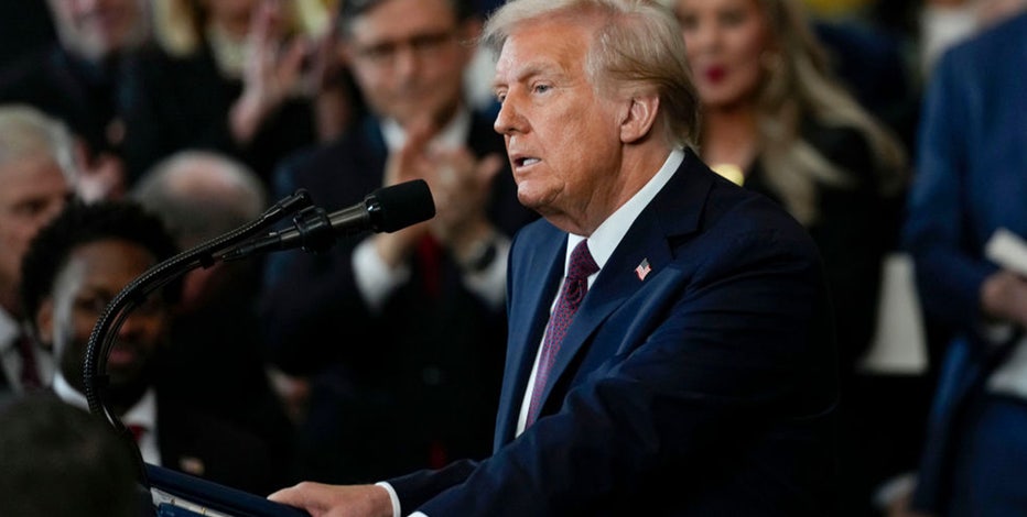 Trump to sign record-setting 200+ executive actions on day one