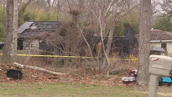 Founder dies in Long Island animal sanctuary fire; 100s of cats on site