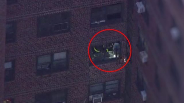 Man rescued from side of NYC building after escape attempt during NYPD operation