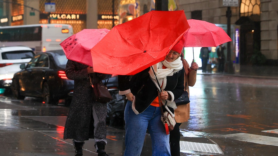 50 Mph Gusts Hit NY And PA As Wind Alert Continues Today