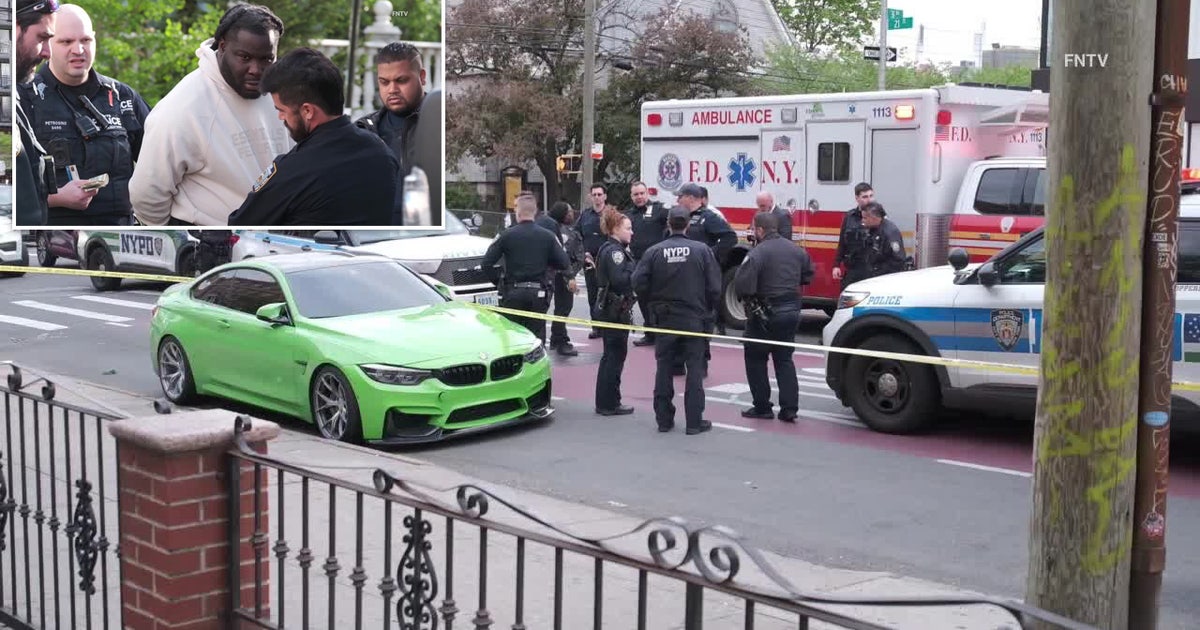 Off-duty NYPD officer shot in attempted robbery: Who are the suspects ...