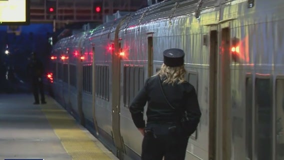 NJ Transit engineers threaten strike after rejecting labor deal