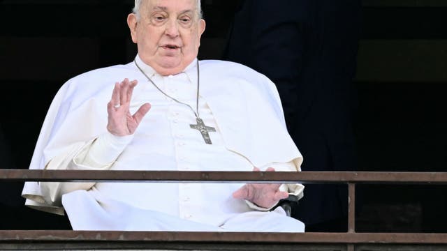 Pope Francis makes surprise appearance, 2 weeks after leaving hospital