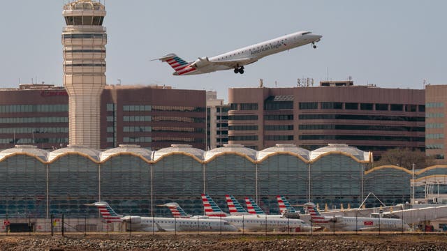 Planes collide in DC with NY, NJ members of Congress on board