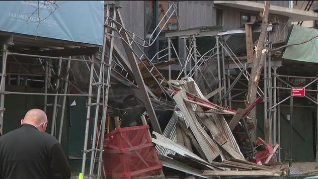 Scaffolding collapse in Hell’s Kitchen shuts down part of Ninth Avenue: FDNY