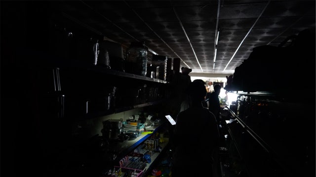 Spain, Portugal power outage: Blackout knocks out subway networks, cuts phone service
