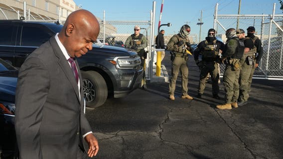 Newark Mayor Baraka shares video saying 'we were invited in' ICE detention center