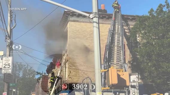 Man dies after FDNY ladder retracts during fire rescue