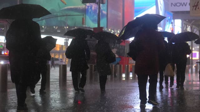 Flood watch in effect as heavy rain threatens NYC through Friday night