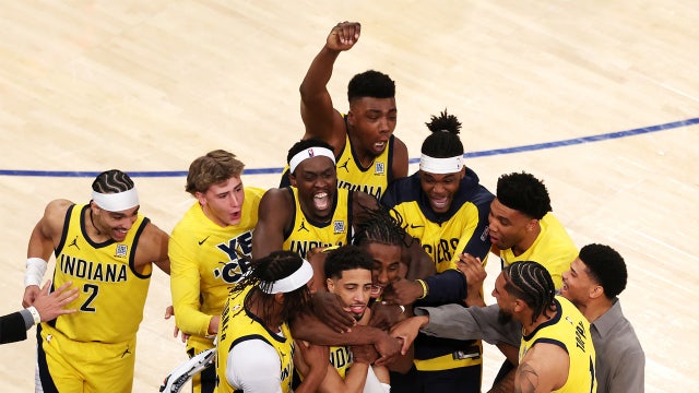 Pacers tie it on Haliburton's jumper at buzzer, then beat Knicks 138-135 in OT of East finals Game 1