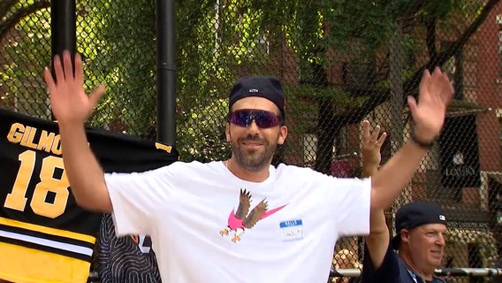 Adam Sandler lookalikes congregate for NYC competition