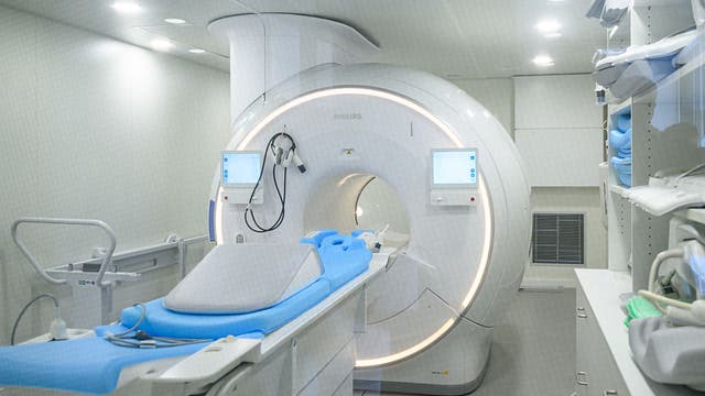 Man dies after metal chain yanks him into MRI machine on Long Island, police say