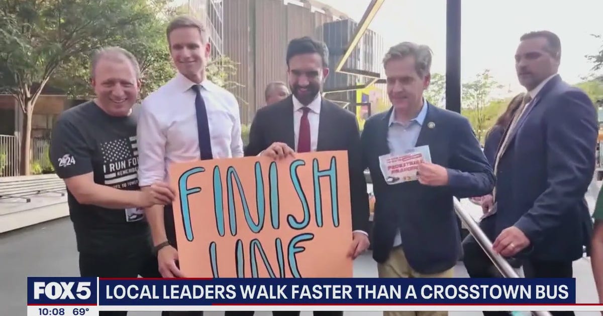 Pedestrians walk faster than NYC crosstown bus