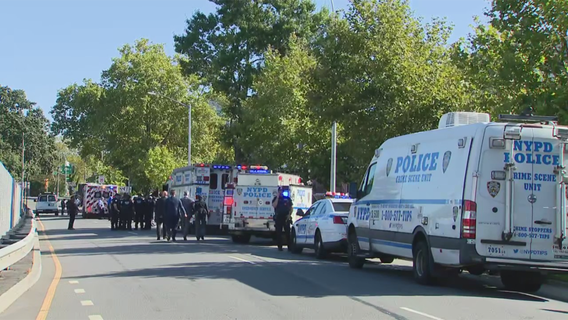 Narcotics detective shot during attempted carjacking in Queens while executing search warrant