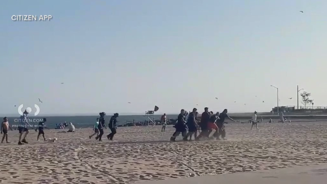 55-year-old woman dies, pulled from water near Manhattan Beach during prohibited swimming time