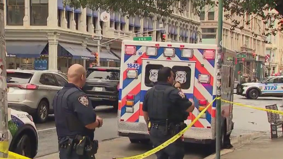 Manhattan stabbing: Suspect in custody, victim rushed to hospital