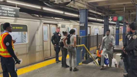 Bronx subway incident: 4 train car separates, passengers safe
