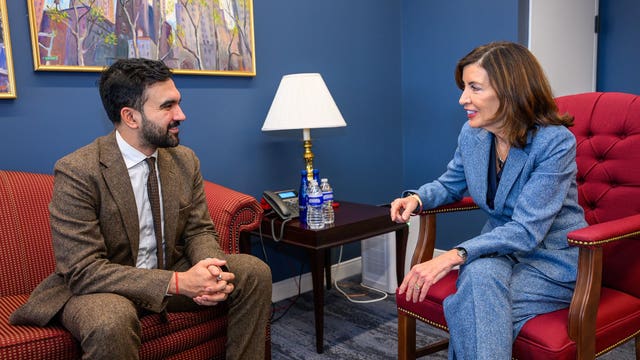 Hochul and Mamdani talk funding cuts, childcare amid possible Trump crackdown on NYC