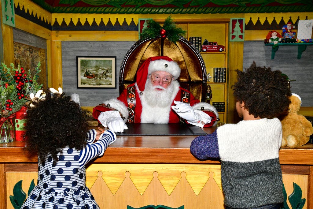 Macy's Santaland: How to meet Santa in NYC