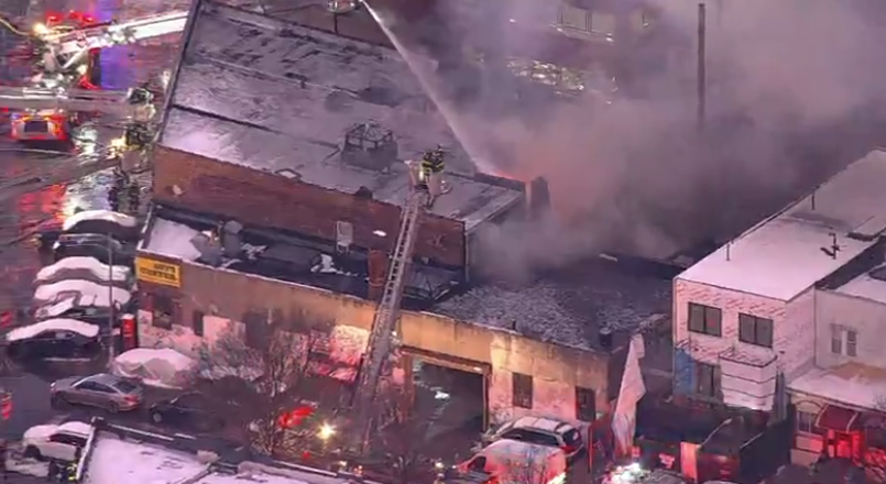 Brooklyn bakery fire leaves 4 injured, as FDNY works to contain blaze