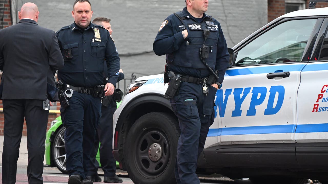 NYPD could soon perform morning sweeps of Brooklyn school in response to bomb threats