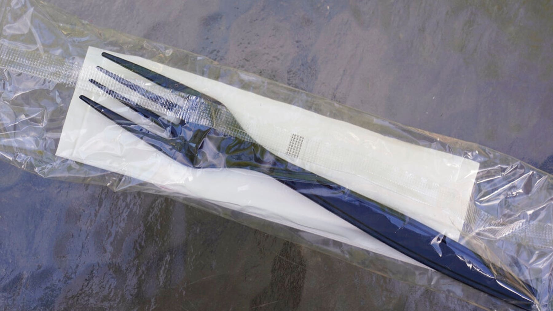 New Jersey would ban plastic utensils in takeout orders under new bill