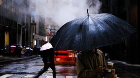 Winter storm brings mix of snow and rain to parts of NY, NJ