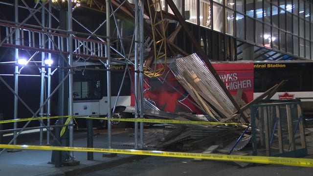 1 injured after bus crashes into scaffolding: FDNY