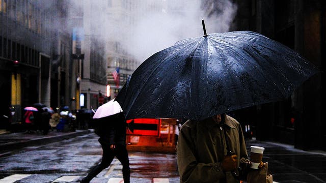 Winter storm brings mix of snow and rain to parts of NY, NJ