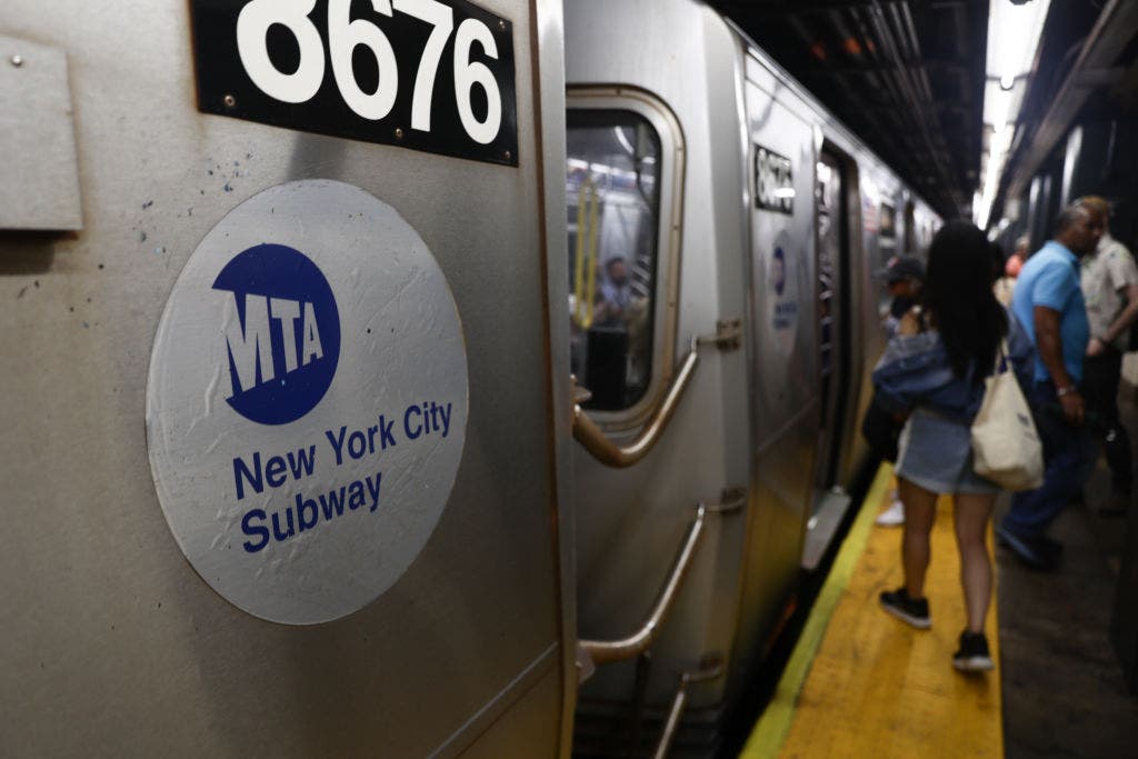 MTA tests new gates at 20 stations to curb fare evasion