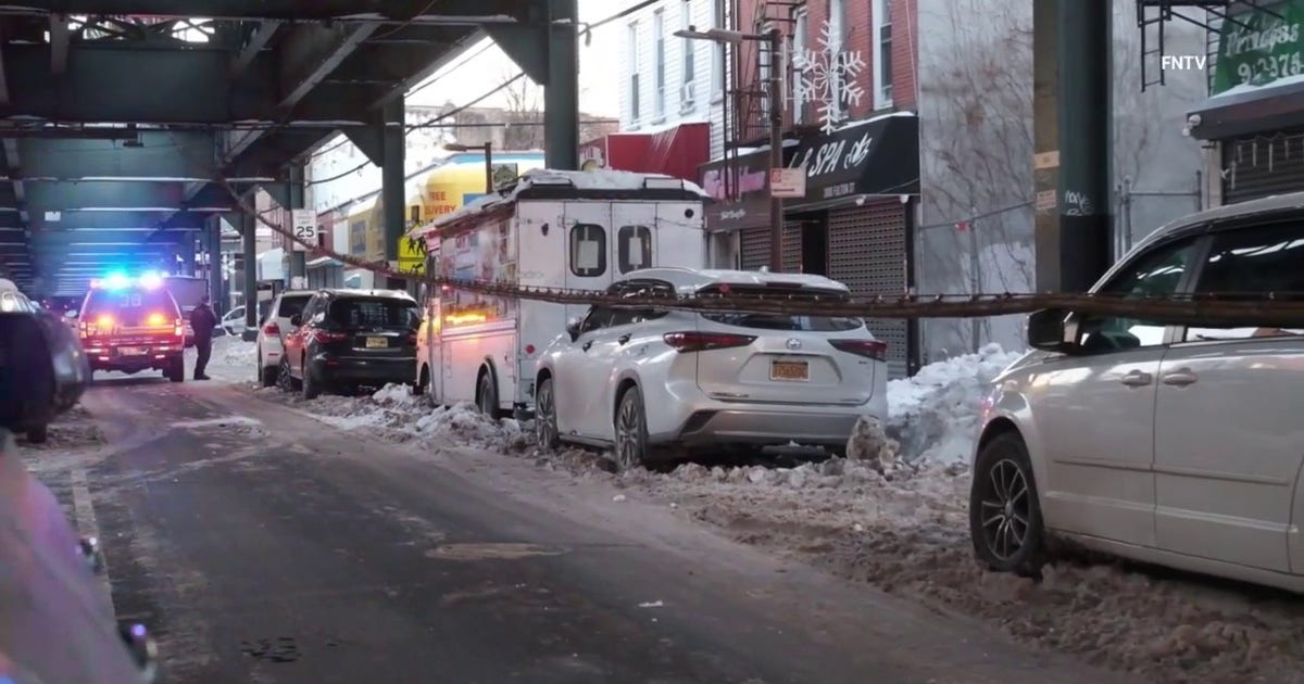 Fallen cables from elevated J line damage parked cars, slow subway service in Brooklyn
