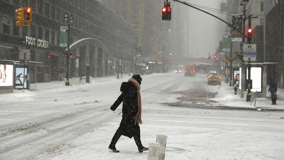 LIVE | Winter storm hits NYC area: Track snow updates