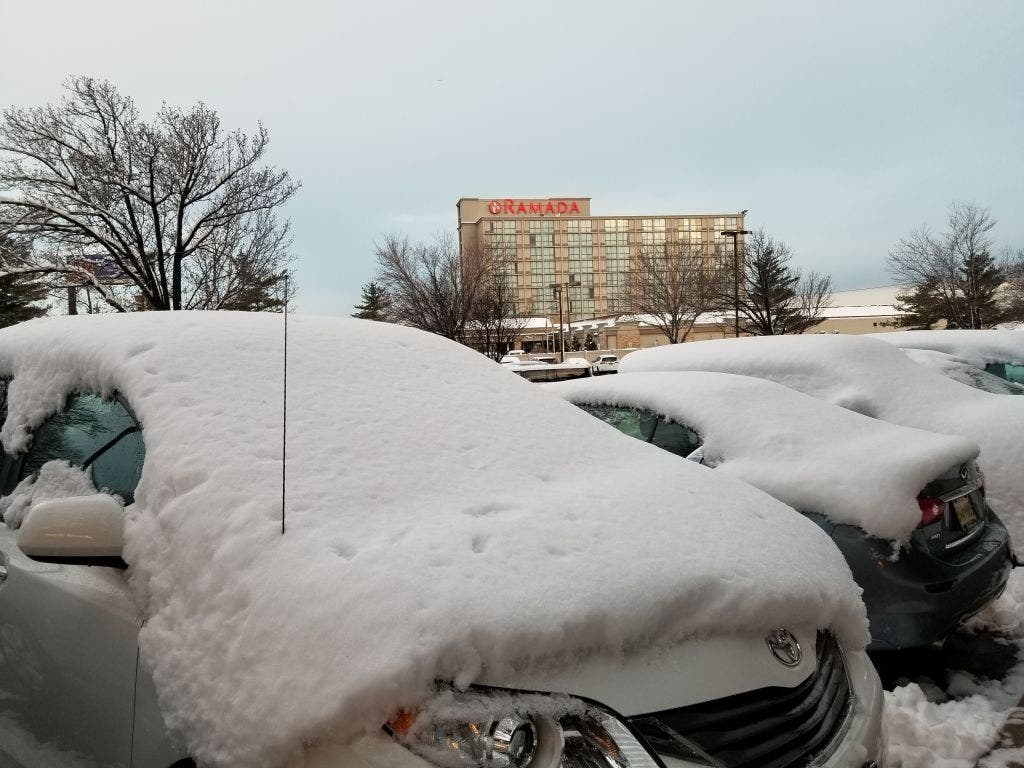 Newark announces mandatory overnight travel ban due to snowstorm