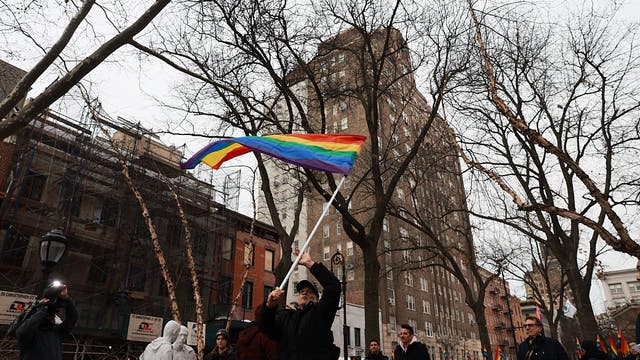 Officials to reraise Pride flag at Stonewall