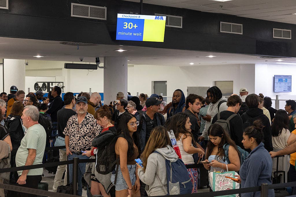 Tracking TSA wait times at JFK, LGA, EWR amid DHS gridlock