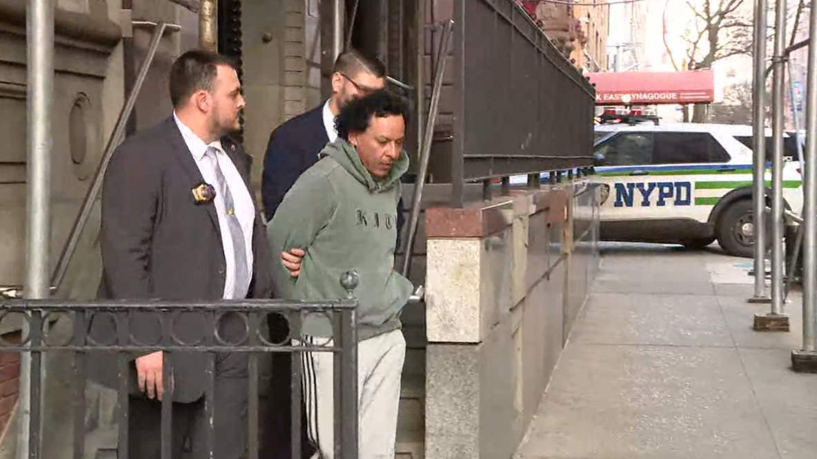 Elderly man dies weeks after being pushed onto NYC subway tracks; case now a homicide