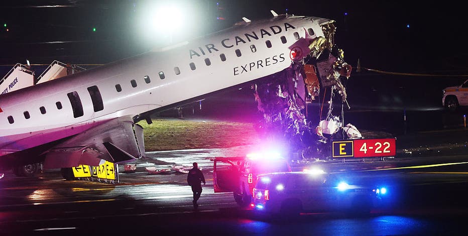 Timeline reveals final seconds before LaGuardia crash