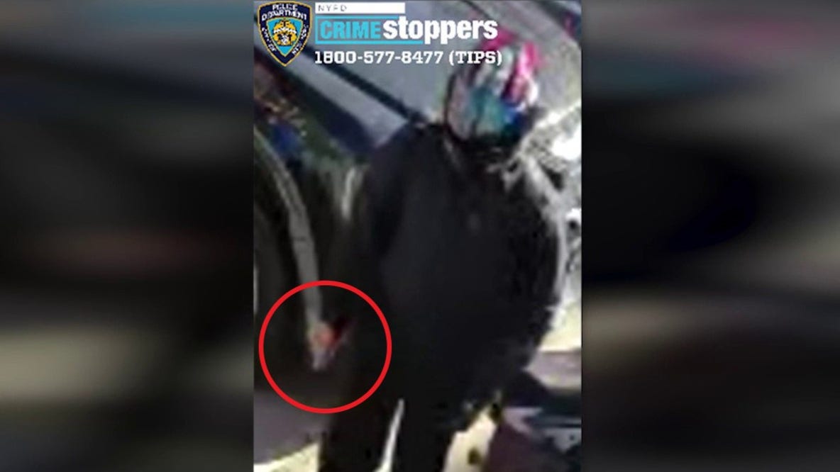 NYPD investigating string of knifepoint robberies in Queens