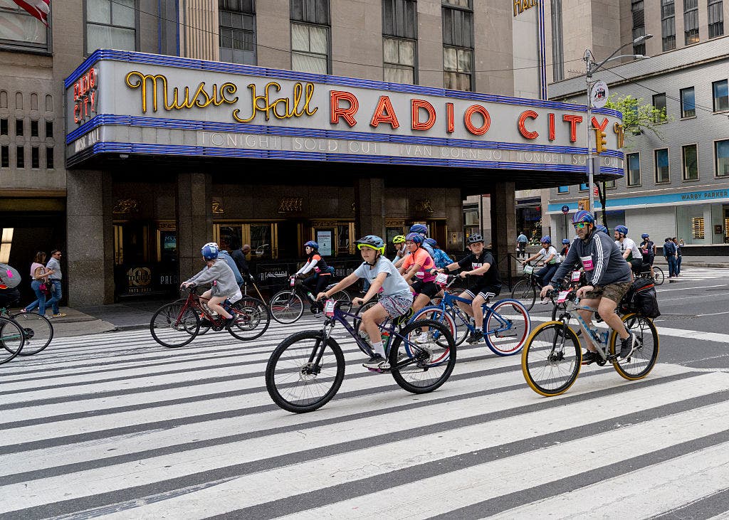 NYC Five Boro Bike Tour 2026: Street closures