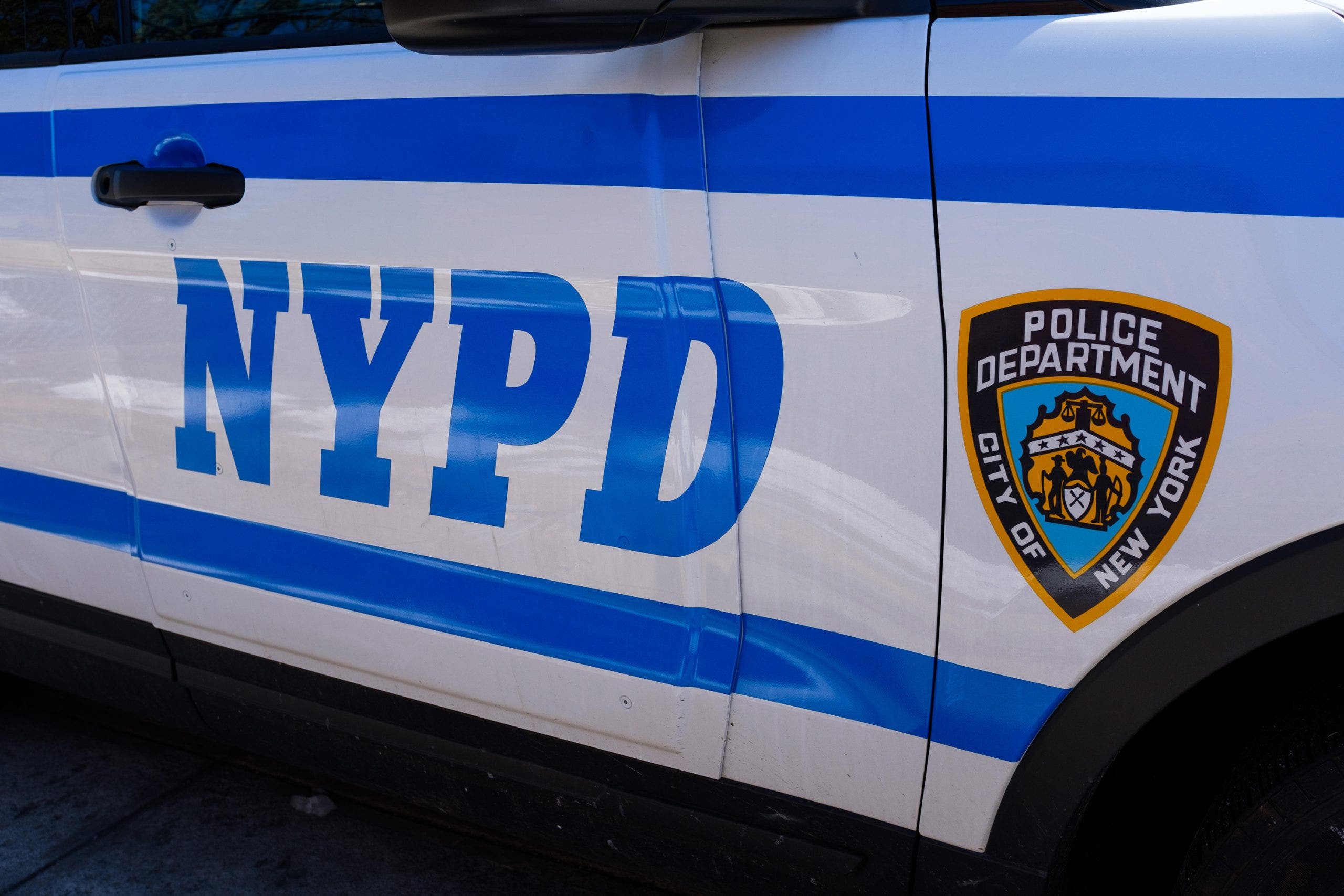 2 pedestrians killed in Manhattan crash; driver charged with manslaughter, DWI