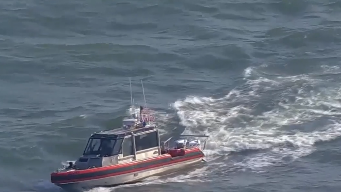 Teen swimmer disappears off Rockaway Beach as massive overnight search continues