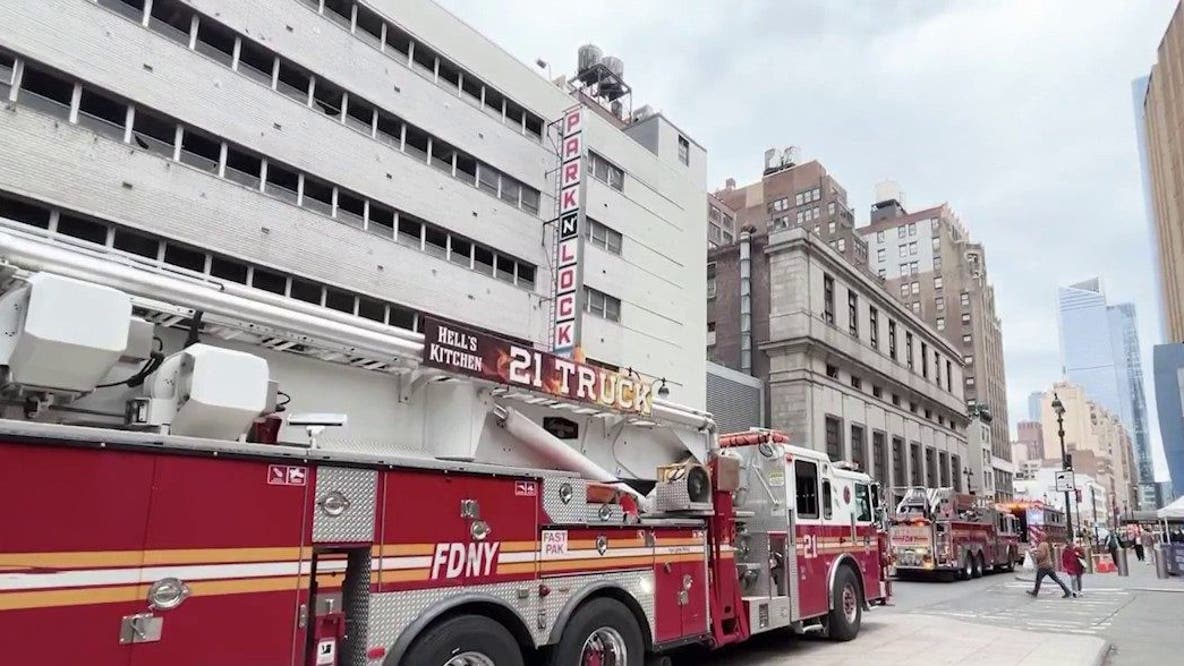 Fire breaks out on tracks at NYC's Penn Station; LIRR trains impacted