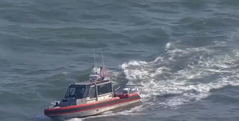 Teen swimmer disappears off Rockaway Beach as massive overnight search continues