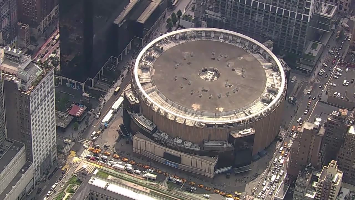 Man falls to his death during Goose concert at Madison Square Garden