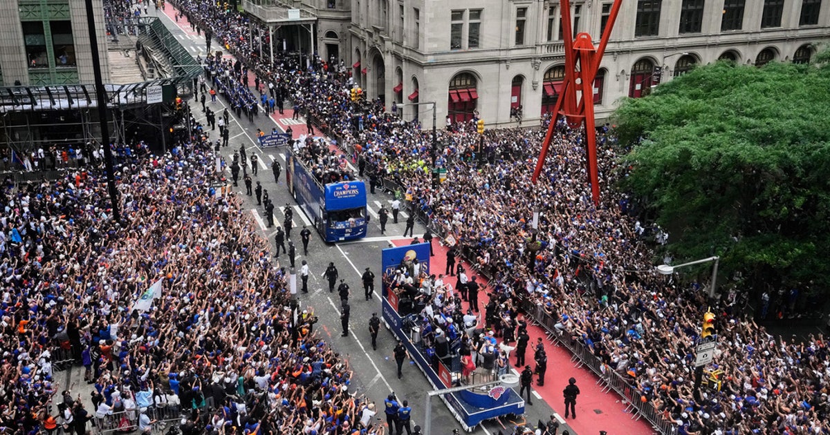 Os Knicks desfilaram em números: 2 milhões de pessoas comemorando o campeonato da NBA, dezenas hospitalizadas