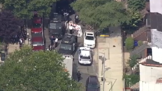 Officer shot during Brooklyn barricade incident; suspect reportedly dead