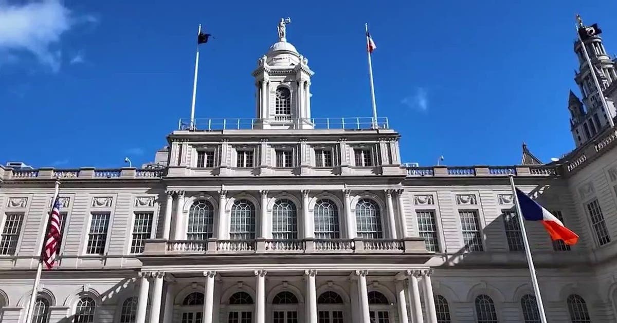Autoridades eleitas de Nova York poderiam obter um aumento de 18% graças a uma votação do conselho