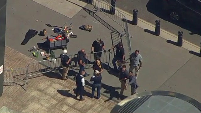 Fireworks explode outside of NYC's immigration court at 26 Federal Plaza; 1 in custody