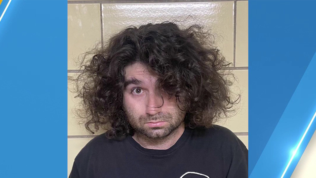 NYC man faces arson charge for allegedly setting Times Square school bus fire after Knicks championship